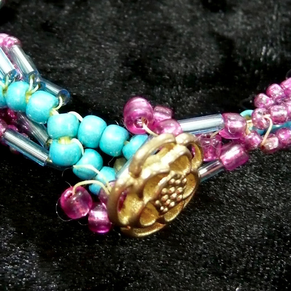 3/$25 Twisted beaded bracelet pinks turquoise - Picture 4 of 5